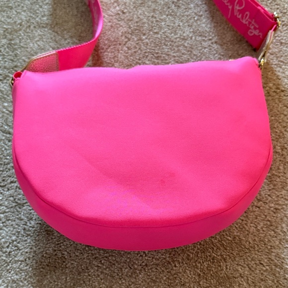 Lilly Pulitzer Neoprene Bright Pink Crossbody Bag - Picture 6 of 7